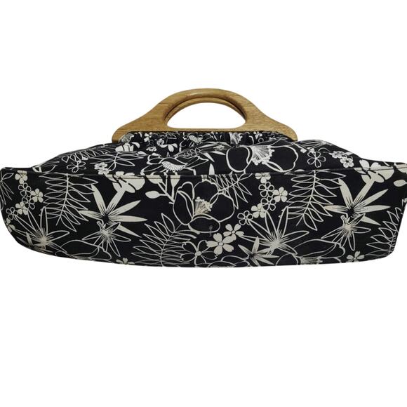 Black/white floral coquette top handle bag - Picture 3 of 4